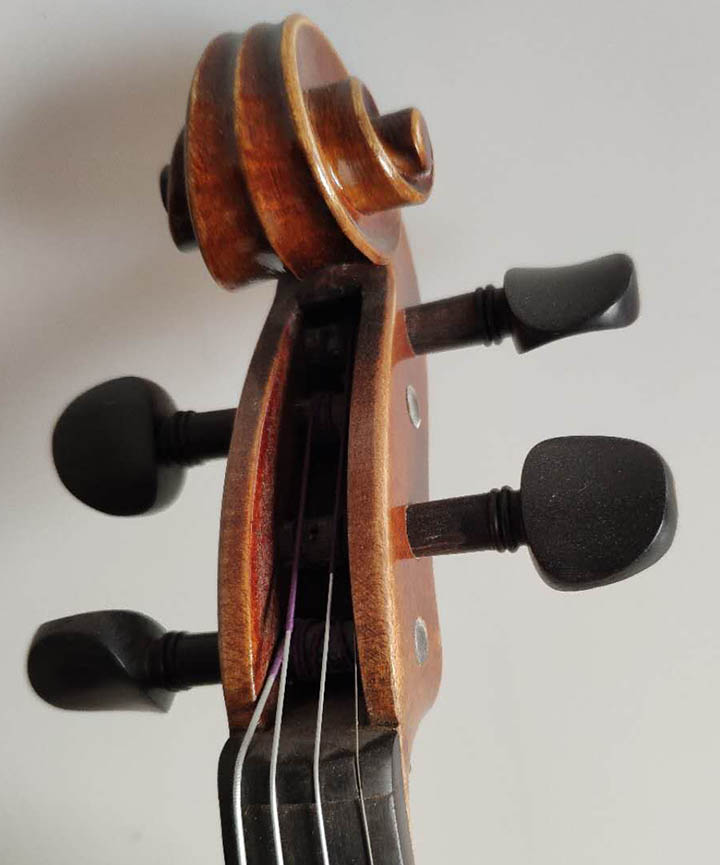 仿舊旋切歐料琴